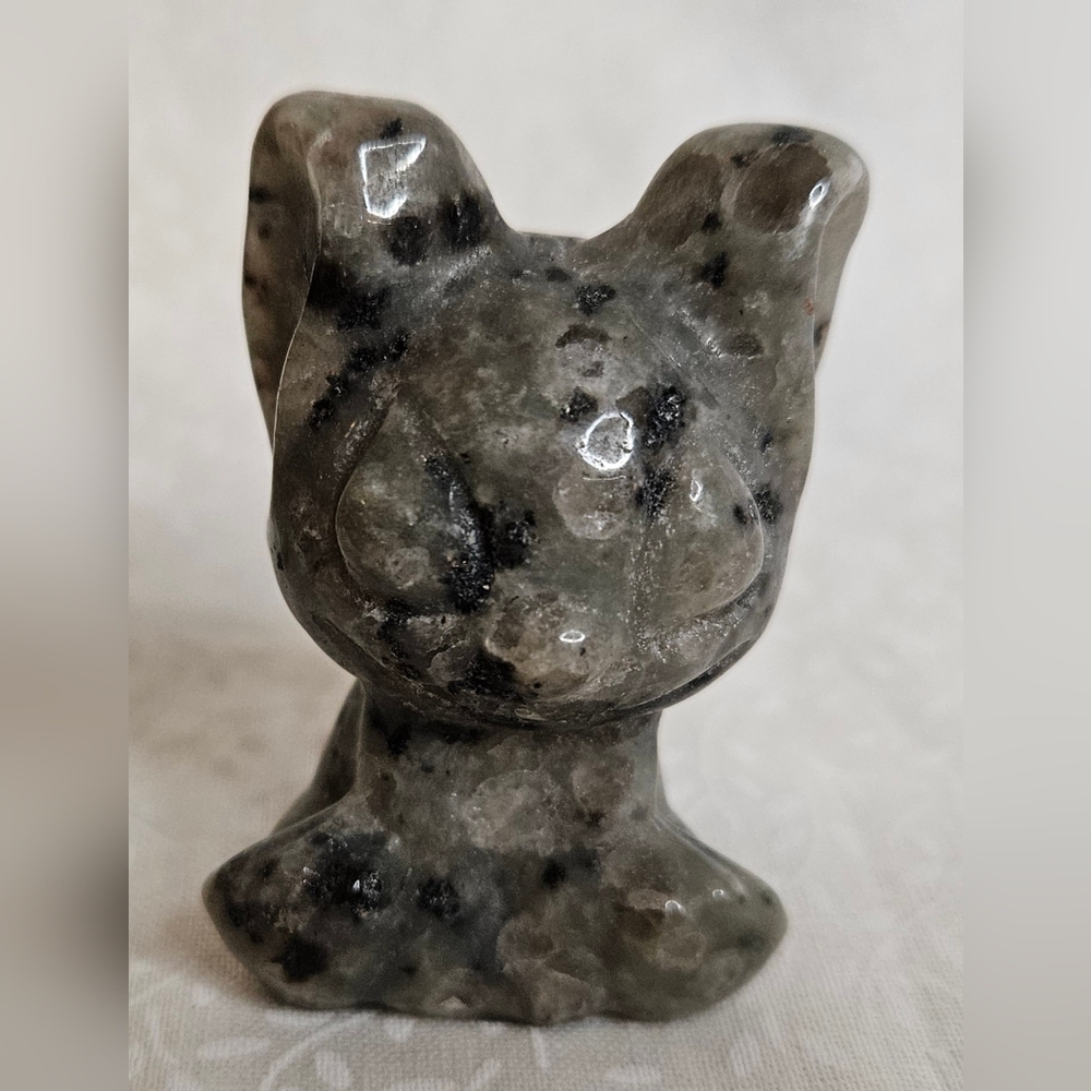 Yooperlite Crystal Pikacu